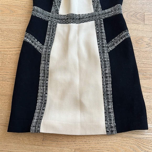 ♻️DONATED DEC. 2023♻️ 
Milly Black/White tweed sleeveless dress size 8 - Picture 9 of 11